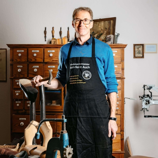 Schuhmachermeister K-H Auch